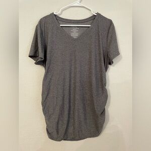 Time and Tru Gray Short Sleeve Relaxed Fit maternity T-Shirt size L